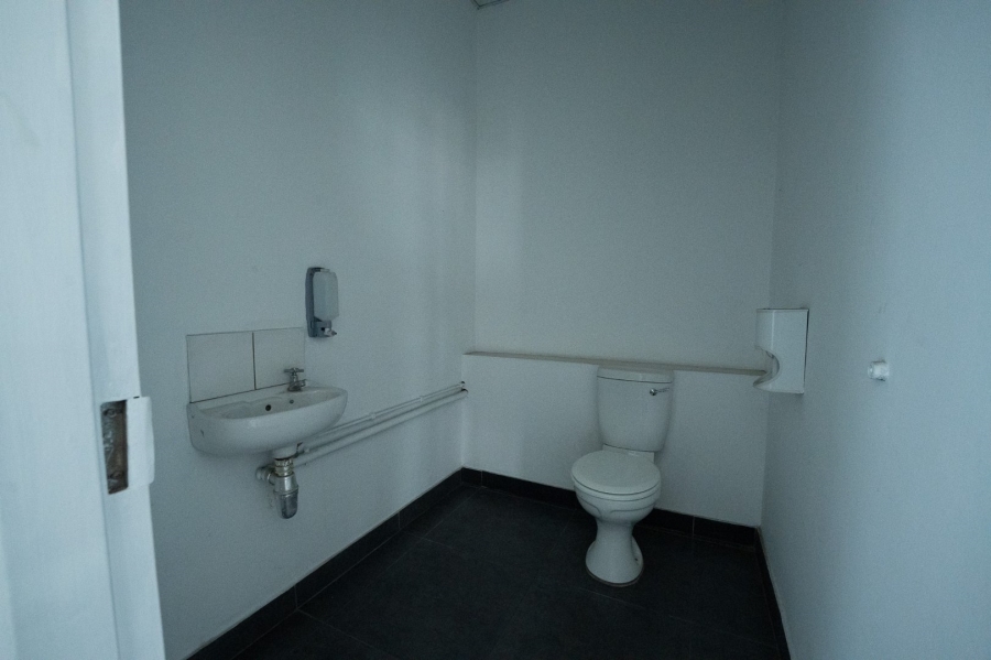 To Let Commercial Property for Rent in Kwazakhele Eastern Cape
